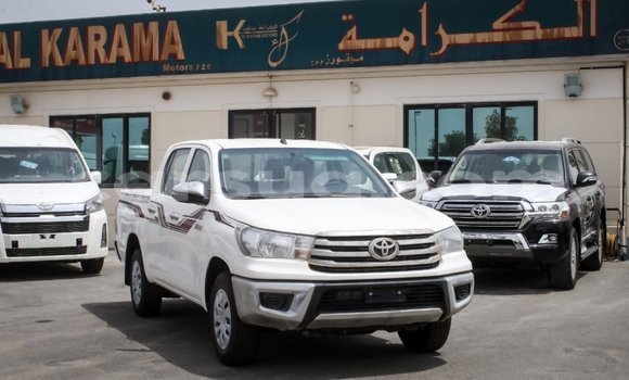 Buy Import Toyota Hilux White Car in Import - Dubai in Barh el Gazel Buy Import Toyota Hilux White Car in Import - Dubai in Barh el Gazel