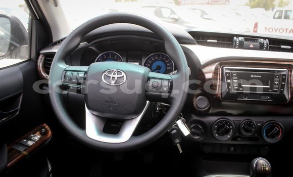Buy Import Toyota Hilux White Car in Import - Dubai in Barh el Gazel Buy Import Toyota Hilux White Car in Import - Dubai in Barh el Gazel