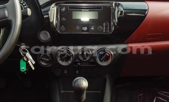 Buy Import Toyota Hilux White Car in Import - Dubai in Barh el Gazel Buy Import Toyota Hilux White Car in Import - Dubai in Barh el Gazel