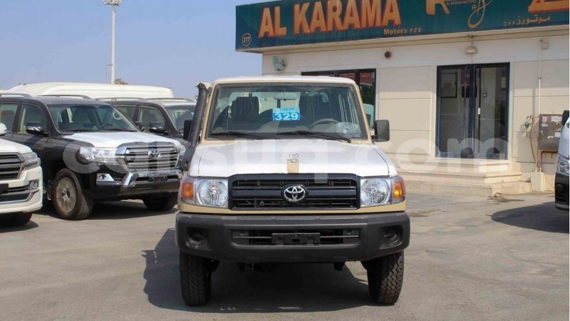 Big with watermark toyota land cruiser barh el gazel import dubai 2655