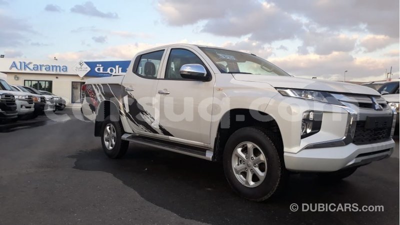 Big with watermark mitsubishi l200 barh el gazel import dubai 2656