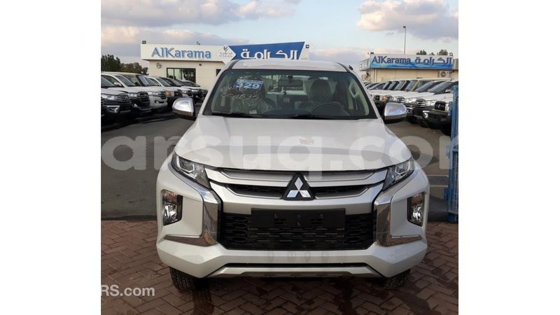 Big with watermark mitsubishi l200 barh el gazel import dubai 2656