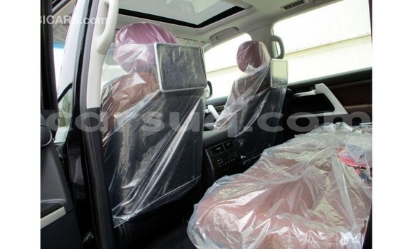 Buy Import Toyota Land Cruiser Black Car in Import - Dubai in Barh el Gazel Buy Import Toyota Land Cruiser Black Car in Import - Dubai in Barh el Gazel