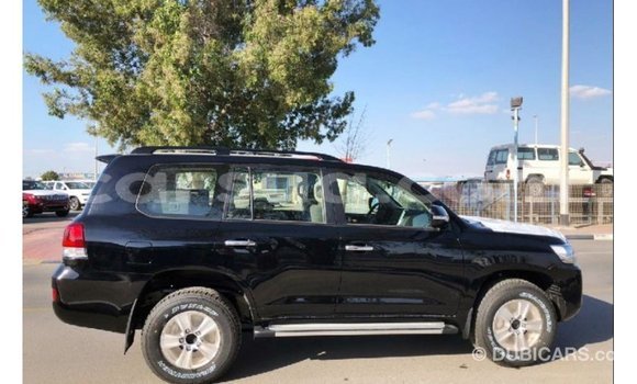 Buy Import Toyota Land Cruiser Black Car in Import - Dubai in Barh el Gazel Buy Import Toyota Land Cruiser Black Car in Import - Dubai in Barh el Gazel