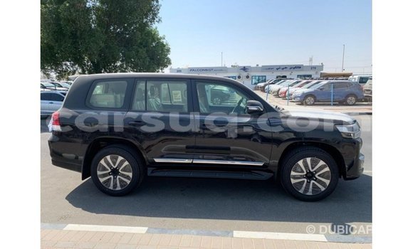 Buy Import Toyota Land Cruiser Black Car in Import - Dubai in Barh el Gazel Buy Import Toyota Land Cruiser Black Car in Import - Dubai in Barh el Gazel