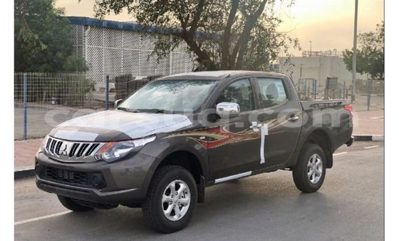 Buy Import Mitsubishi L200 Brown Car in Import - Dubai in Barh el Gazel Buy Import Mitsubishi L200 Brown Car in Import - Dubai in Barh el Gazel