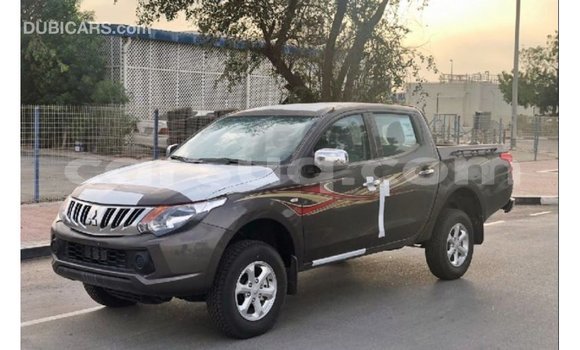 Buy Import Mitsubishi L200 Brown Car in Import - Dubai in Barh el Gazel Buy Import Mitsubishi L200 Brown Car in Import - Dubai in Barh el Gazel