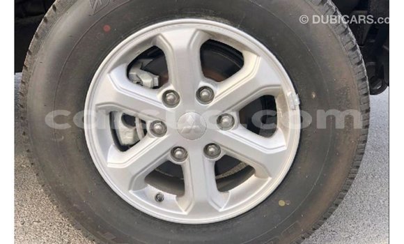 Buy Import Mitsubishi L200 Brown Car in Import - Dubai in Barh el Gazel Buy Import Mitsubishi L200 Brown Car in Import - Dubai in Barh el Gazel