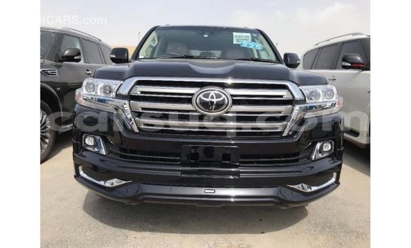 Acheter Import Voiture Toyota Land Cruiser Noir à Import - Dubai, Barh el Gazel Acheter Import Voiture Toyota Land Cruiser Noir à Import - Dubai, Barh el Gazel