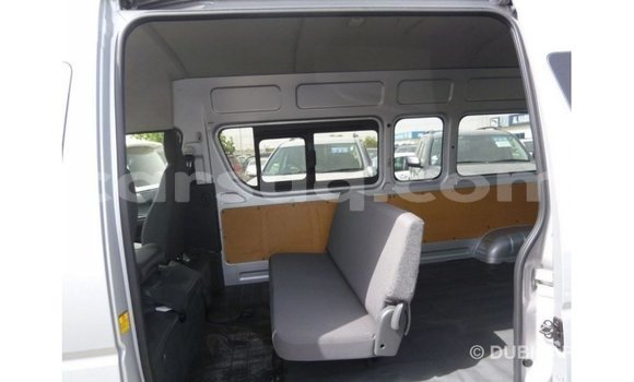 Acheter Import Voiture Toyota Hiace Autre à Import - Dubai, Barh el Gazel Acheter Import Voiture Toyota Hiace Autre à Import - Dubai, Barh el Gazel