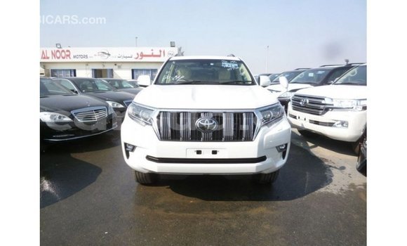 Acheter Import Voiture Toyota Prado Blanc à Import - Dubai, Barh el Gazel Acheter Import Voiture Toyota Prado Blanc à Import - Dubai, Barh el Gazel