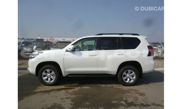Acheter Import Voiture Toyota Prado Blanc à Import - Dubai, Barh el Gazel Acheter Import Voiture Toyota Prado Blanc à Import - Dubai, Barh el Gazel