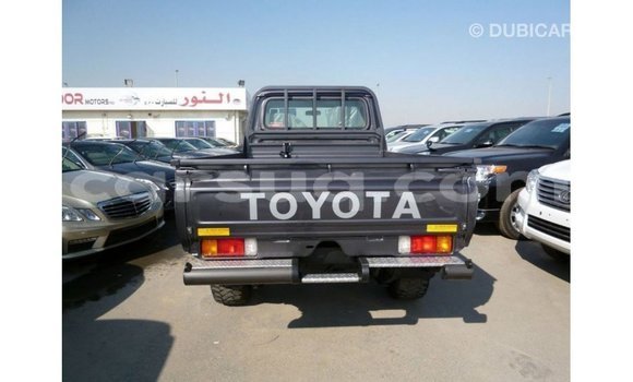 Acheter Import Voiture Toyota Land Cruiser Autre à Import - Dubai, Barh el Gazel Acheter Import Voiture Toyota Land Cruiser Autre à Import - Dubai, Barh el Gazel