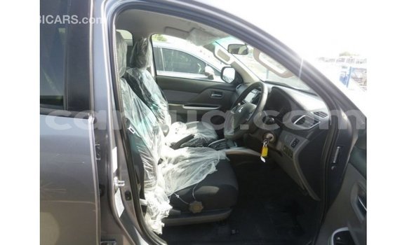 Acheter Import Voiture Mitsubishi i Autre à Import - Dubai, Barh el Gazel Acheter Import Voiture Mitsubishi i Autre à Import - Dubai, Barh el Gazel