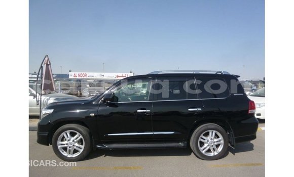 Acheter Import Voiture Toyota Land Cruiser Noir à Import - Dubai, Barh el Gazel Acheter Import Voiture Toyota Land Cruiser Noir à Import - Dubai, Barh el Gazel