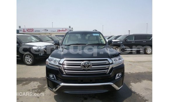 Acheter Import Voiture Toyota Land Cruiser Noir à Import - Dubai, Barh el Gazel Acheter Import Voiture Toyota Land Cruiser Noir à Import - Dubai, Barh el Gazel