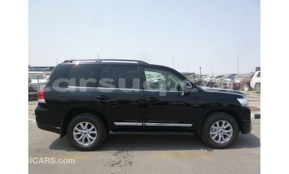 Acheter Import Voiture Toyota Land Cruiser Noir à Import - Dubai, Barh el Gazel Acheter Import Voiture Toyota Land Cruiser Noir à Import - Dubai, Barh el Gazel
