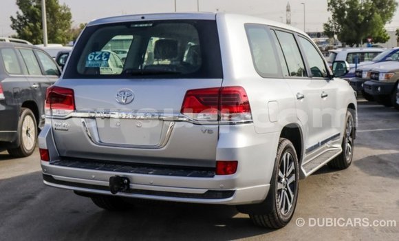 Buy Import Toyota Land Cruiser Other Car in Import - Dubai in Barh el Gazel Buy Import Toyota Land Cruiser Other Car in Import - Dubai in Barh el Gazel