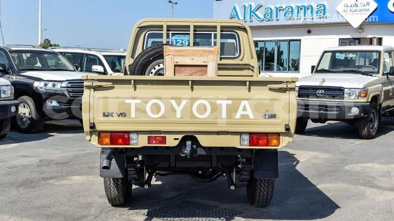 Big with watermark toyota land cruiser barh el gazel import dubai 2707