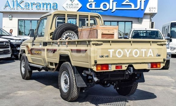 Buy Import Toyota Land Cruiser Beige Car in Import - Dubai in Barh el Gazel Buy Import Toyota Land Cruiser Beige Car in Import - Dubai in Barh el Gazel