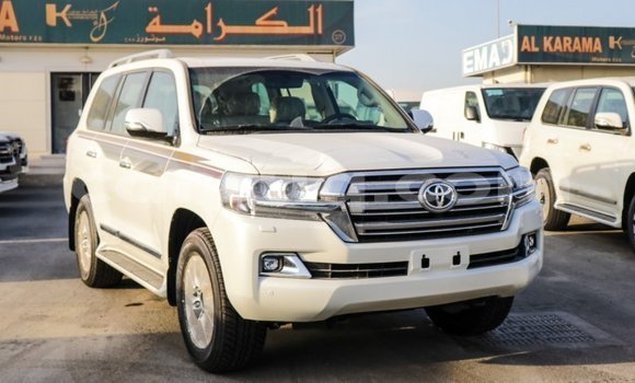 Buy Import Toyota Land Cruiser White Car in Import - Dubai in Barh el Gazel Buy Import Toyota Land Cruiser White Car in Import - Dubai in Barh el Gazel
