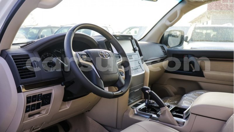 Big with watermark toyota land cruiser barh el gazel import dubai 2709