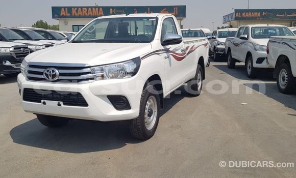 Buy Import Toyota Hilux White Car in Import - Dubai in Barh el Gazel Buy Import Toyota Hilux White Car in Import - Dubai in Barh el Gazel