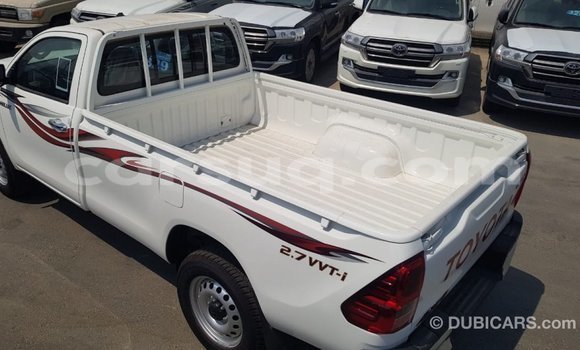 Buy Import Toyota Hilux White Car in Import - Dubai in Barh el Gazel Buy Import Toyota Hilux White Car in Import - Dubai in Barh el Gazel