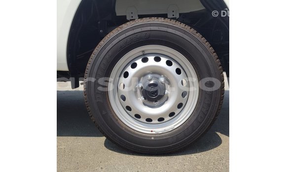 Buy Import Toyota Hilux White Car in Import - Dubai in Barh el Gazel Buy Import Toyota Hilux White Car in Import - Dubai in Barh el Gazel