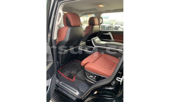 Buy Import Toyota Land Cruiser Black Car in Import - Dubai in Barh el Gazel Buy Import Toyota Land Cruiser Black Car in Import - Dubai in Barh el Gazel