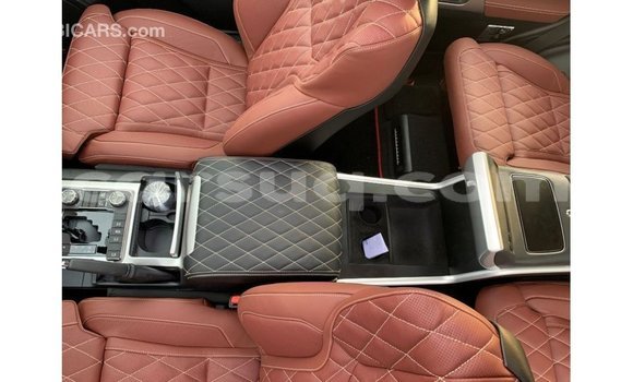 Buy Import Toyota Land Cruiser Black Car in Import - Dubai in Barh el Gazel Buy Import Toyota Land Cruiser Black Car in Import - Dubai in Barh el Gazel