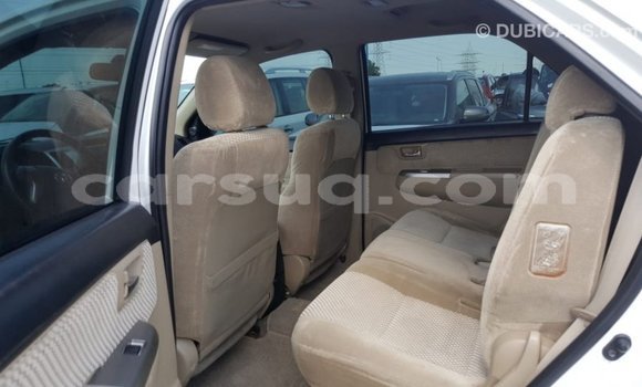 Acheter Import Voiture Toyota Fortuner Blanc à Import - Dubai, Barh el Gazel Acheter Import Voiture Toyota Fortuner Blanc à Import - Dubai, Barh el Gazel