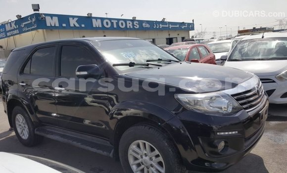 Acheter Import Voiture Toyota Fortuner Noir à Import - Dubai, Barh el Gazel Acheter Import Voiture Toyota Fortuner Noir à Import - Dubai, Barh el Gazel