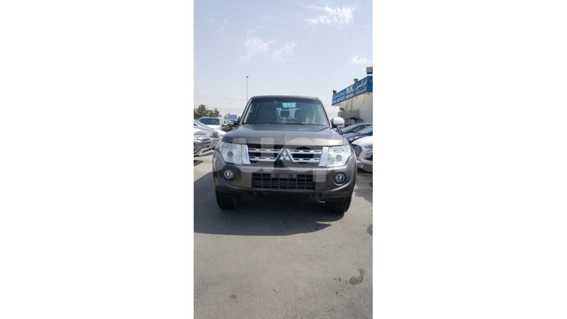 Big with watermark mitsubishi pajero barh el gazel import dubai 2717