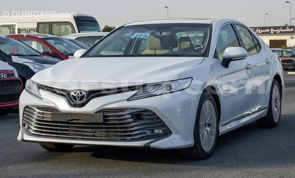 Acheter Import Voiture Toyota Camry Blanc à Import - Dubai, Barh el Gazel Acheter Import Voiture Toyota Camry Blanc à Import - Dubai, Barh el Gazel
