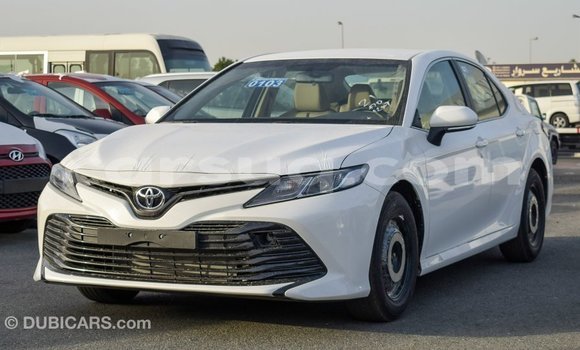 Acheter Import Voiture Toyota Camry Blanc à Import - Dubai, Barh el Gazel Acheter Import Voiture Toyota Camry Blanc à Import - Dubai, Barh el Gazel