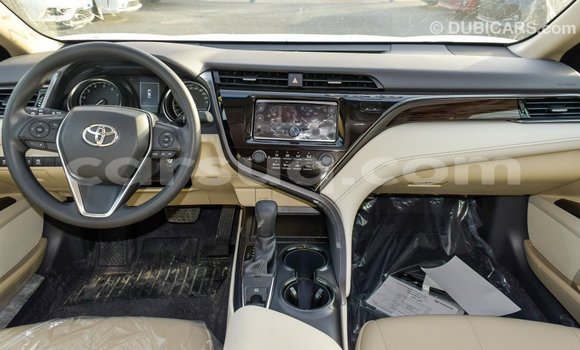 Acheter Import Voiture Toyota Camry Blanc à Import - Dubai, Barh el Gazel Acheter Import Voiture Toyota Camry Blanc à Import - Dubai, Barh el Gazel