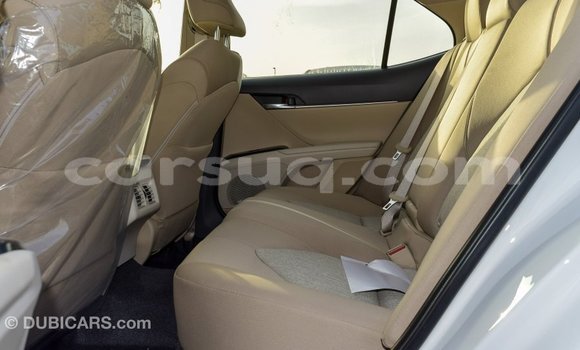 Acheter Import Voiture Toyota Camry Blanc à Import - Dubai, Barh el Gazel Acheter Import Voiture Toyota Camry Blanc à Import - Dubai, Barh el Gazel