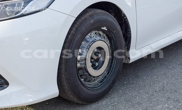 Acheter Import Voiture Toyota Camry Blanc à Import - Dubai, Barh el Gazel Acheter Import Voiture Toyota Camry Blanc à Import - Dubai, Barh el Gazel