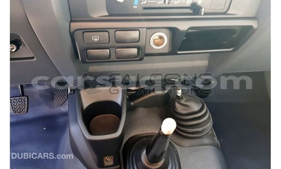 Buy Import Toyota Land Cruiser White Car in Import - Dubai in Barh el Gazel Buy Import Toyota Land Cruiser White Car in Import - Dubai in Barh el Gazel