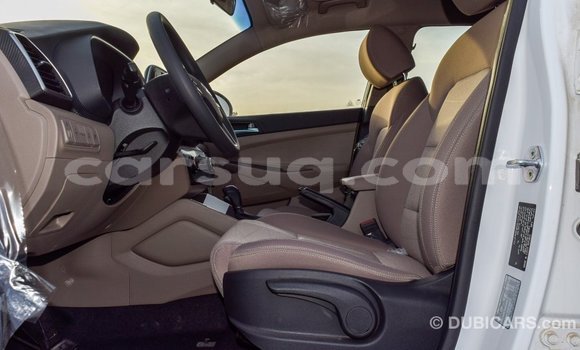 Acheter Import Voiture Hyundai Tucson Blanc à Import - Dubai, Barh el Gazel Acheter Import Voiture Hyundai Tucson Blanc à Import - Dubai, Barh el Gazel