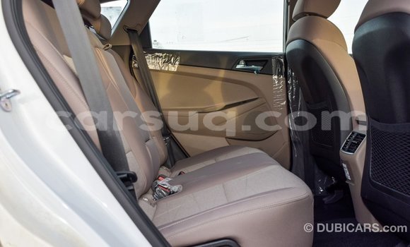 Acheter Import Voiture Hyundai Tucson Blanc à Import - Dubai, Barh el Gazel Acheter Import Voiture Hyundai Tucson Blanc à Import - Dubai, Barh el Gazel