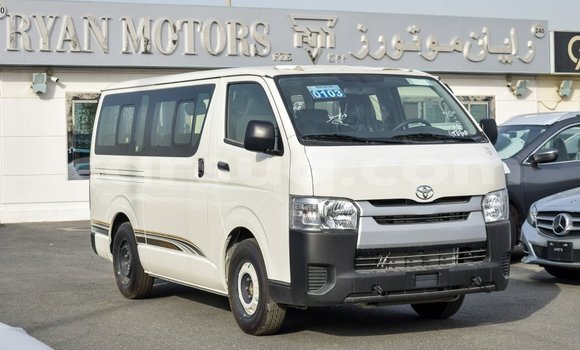 Acheter Import Voiture Toyota Hiace Blanc à Import - Dubai, Barh el Gazel Acheter Import Voiture Toyota Hiace Blanc à Import - Dubai, Barh el Gazel