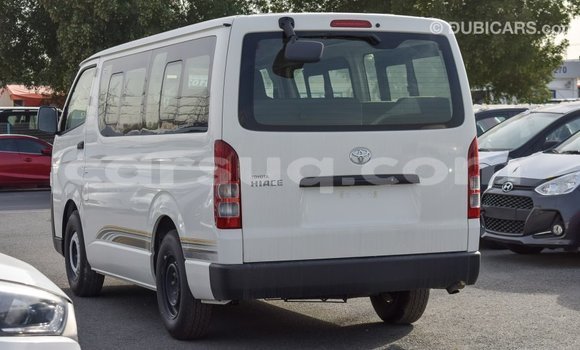 Acheter Import Voiture Toyota Hiace Blanc à Import - Dubai, Barh el Gazel Acheter Import Voiture Toyota Hiace Blanc à Import - Dubai, Barh el Gazel