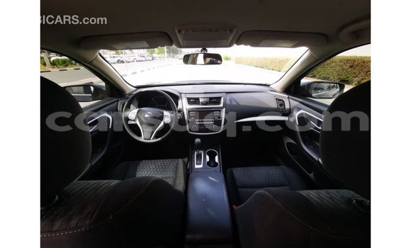 Acheter Import Voiture Nissan Altima Noir à Import - Dubai, Barh el Gazel Acheter Import Voiture Nissan Altima Noir à Import - Dubai, Barh el Gazel