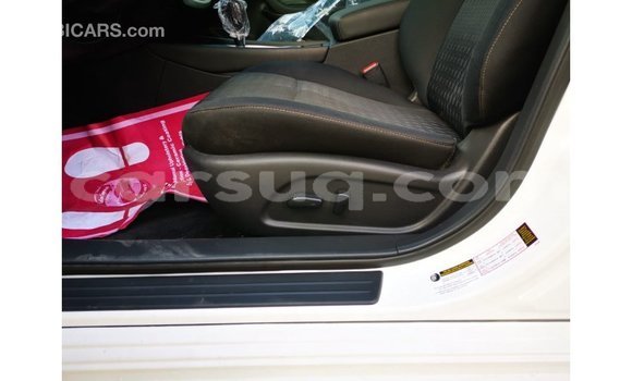 Acheter Import Voiture Nissan Altima Blanc à Import - Dubai, Barh el Gazel Acheter Import Voiture Nissan Altima Blanc à Import - Dubai, Barh el Gazel