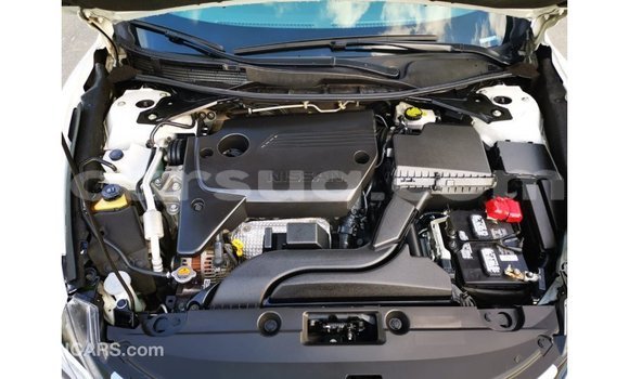 Acheter Import Voiture Nissan Altima Blanc à Import - Dubai, Barh el Gazel Acheter Import Voiture Nissan Altima Blanc à Import - Dubai, Barh el Gazel