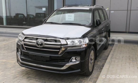 Acheter Import Voiture Toyota Land Cruiser Noir à Import - Dubai, Barh el Gazel Acheter Import Voiture Toyota Land Cruiser Noir à Import - Dubai, Barh el Gazel