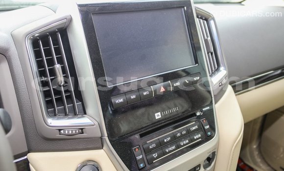 Acheter Import Voiture Toyota Land Cruiser Noir à Import - Dubai, Barh el Gazel Acheter Import Voiture Toyota Land Cruiser Noir à Import - Dubai, Barh el Gazel