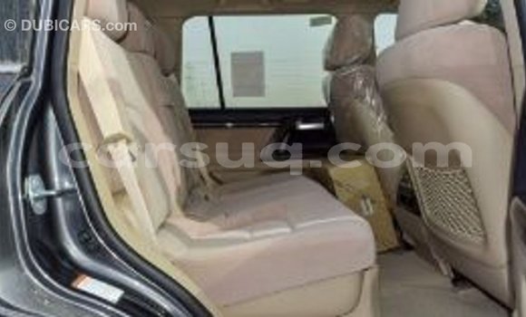 Acheter Import Voiture Toyota Land Cruiser Autre à Import - Dubai, Barh el Gazel Acheter Import Voiture Toyota Land Cruiser Autre à Import - Dubai, Barh el Gazel